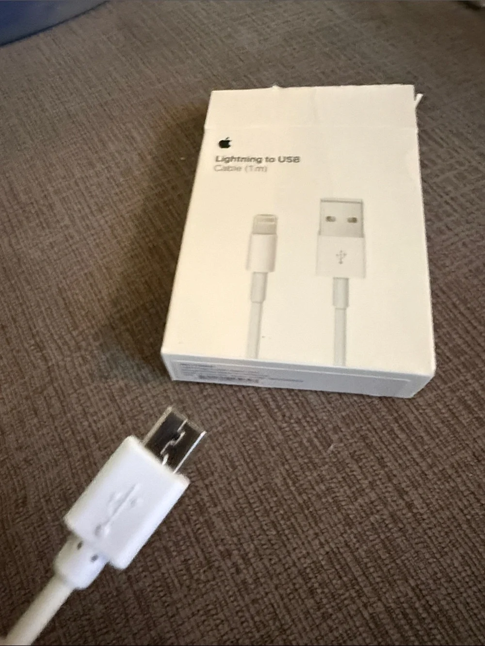 Apple White Lightning to USB Cable (1m)